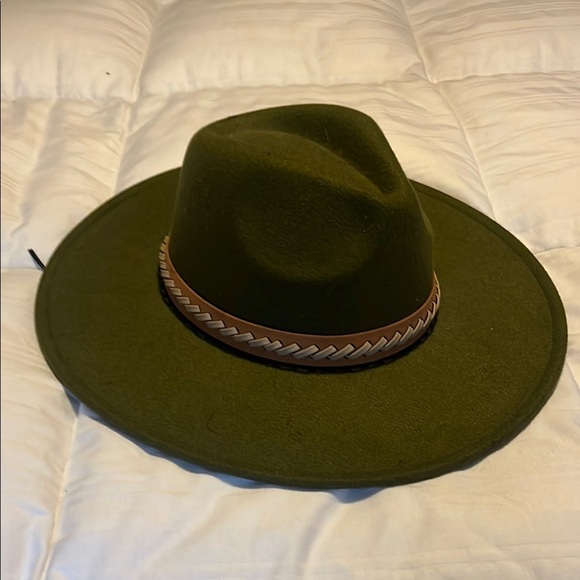 Olive Green Wide Brim Hat with Tan Band - Picture 1 of 3